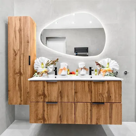 شقة Madone - Agreable 3 Pieces - - Vue - Parking مينتون